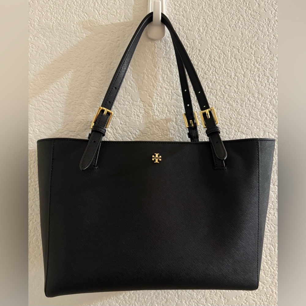 Black Tory Burch handbag